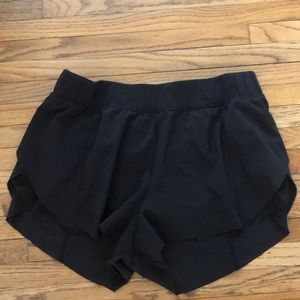 Lululemon black shorts